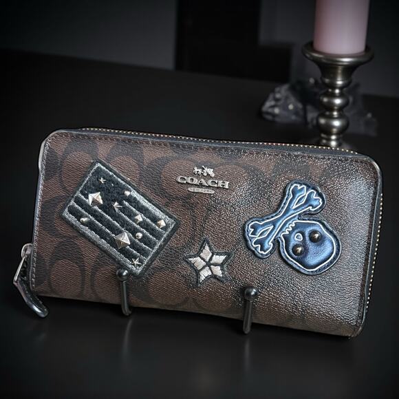 Coach Accordion Zip Wallet in Signature Coated Canvas with Varsity Patches, - Picture 1 of 8